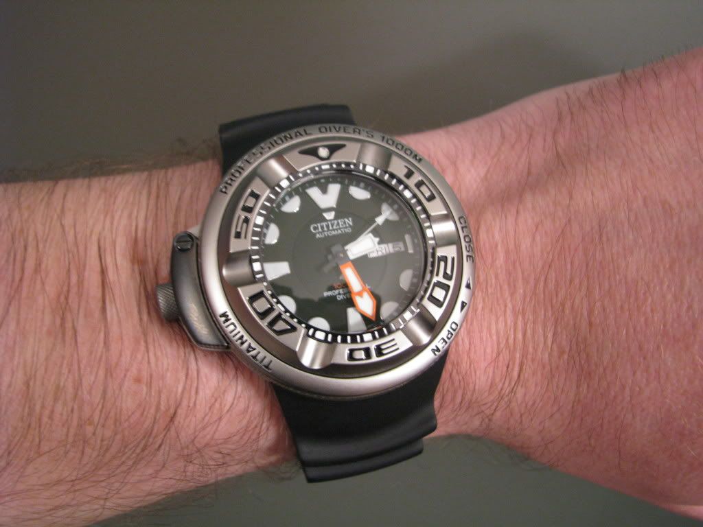 citizen 1000m automatic