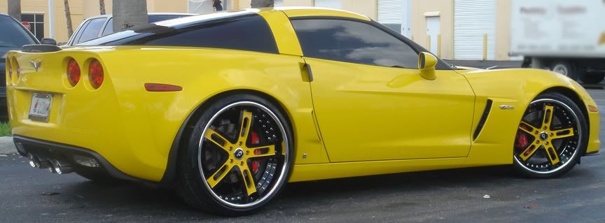  yellow corvette z06 